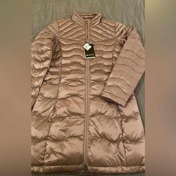 Ariat Jackets & Blazers - Women’s puffer jacket, size M